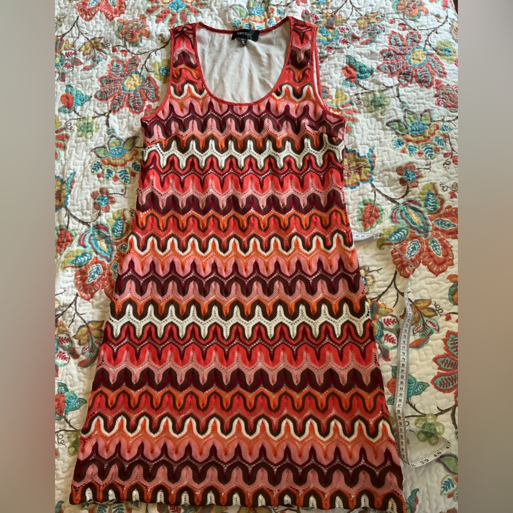 Karen Kane Red and Pink Sleeveless Sheath Dress